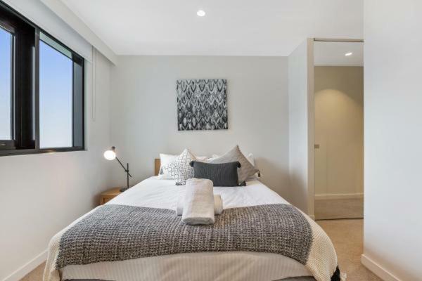Experience Platinum Hotel Apartments Melbourne Bagian luar foto