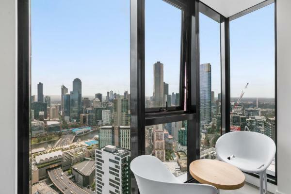 Experience Platinum Hotel Apartments Melbourne Bagian luar foto